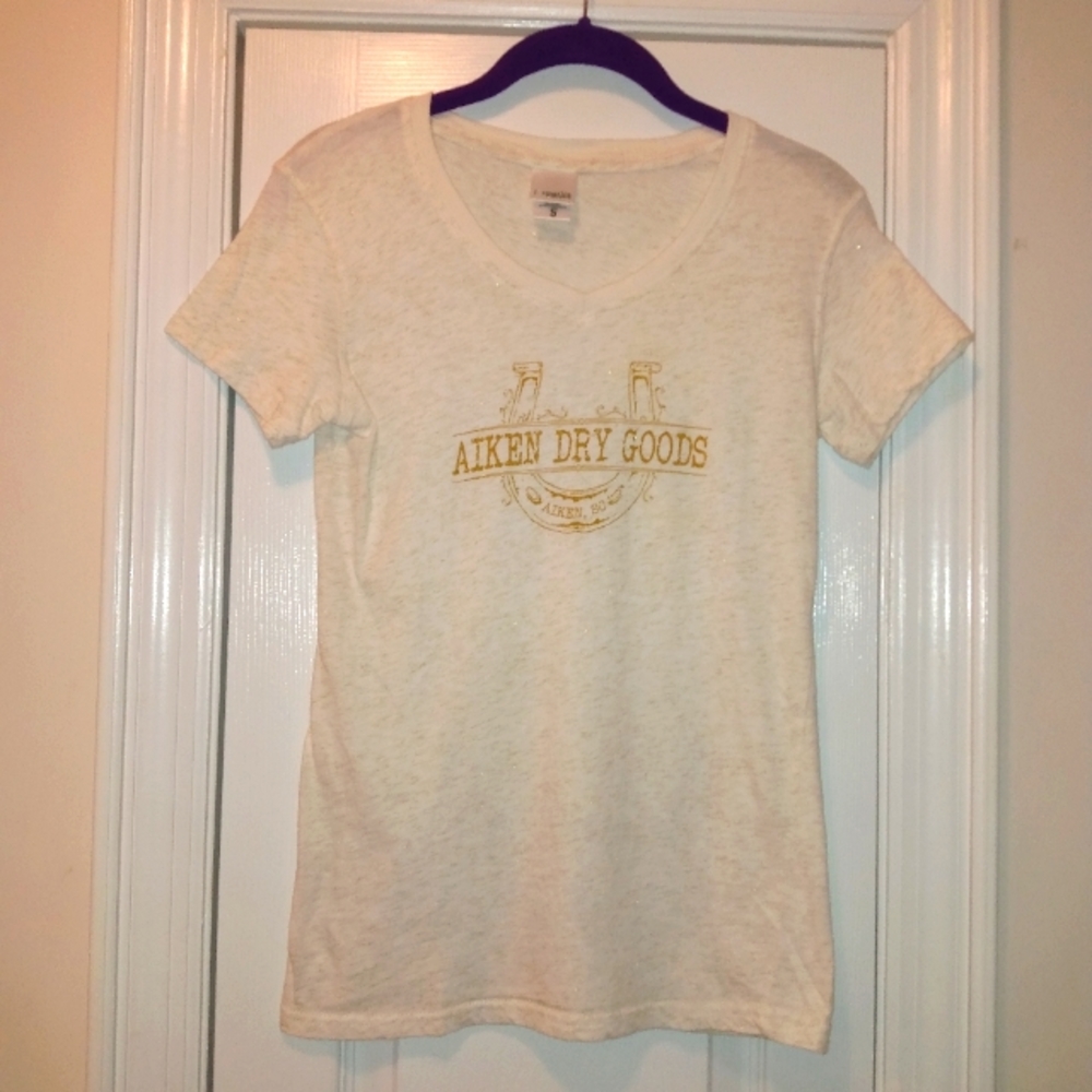 Aiken SC Dry Goods womens Cream Gold Size Small T-shirt